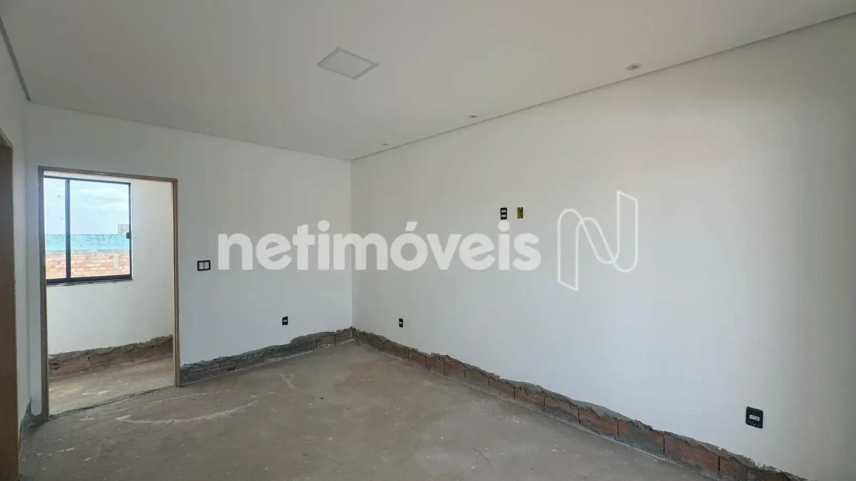 Casa para Venda com 4 quartos no bairro Residencial Sul Jacarandás