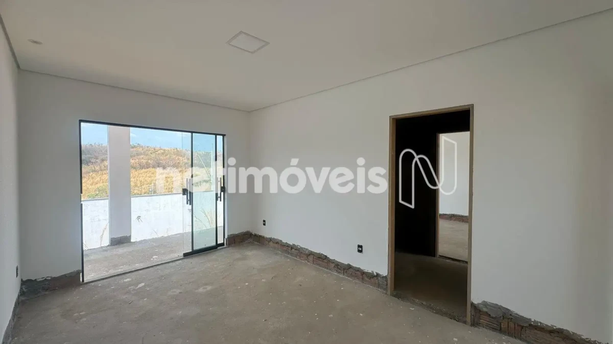 Casa para Venda com 4 quartos no bairro Residencial Sul Jacarandás