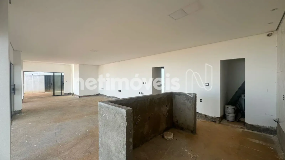 Casa para Venda com 4 quartos no bairro Residencial Sul Jacarandás