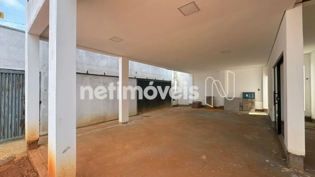 Casa para Venda com 4 quartos no bairro Residencial Sul Jacarandás
