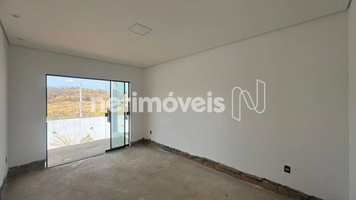 Casa para Venda com 4 quartos no bairro Residencial Sul Jacarandás