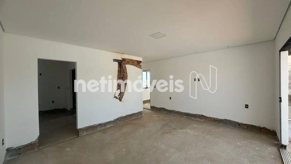 Casa para Venda com 4 quartos no bairro Residencial Sul Jacarandás