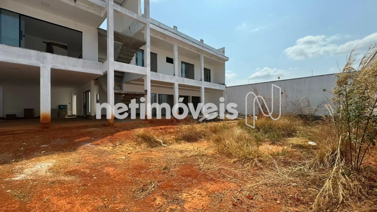 Casa para Venda com 4 quartos no bairro Residencial Sul Jacarandás