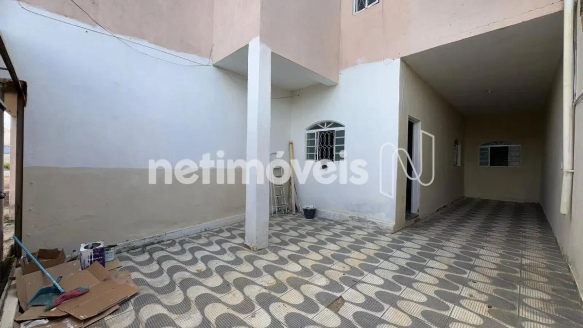 Casa para Venda com 7 quartos no bairro Monte Carmelo