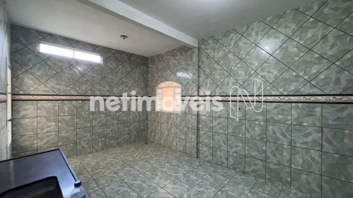 Casa para Venda com 7 quartos no bairro Monte Carmelo