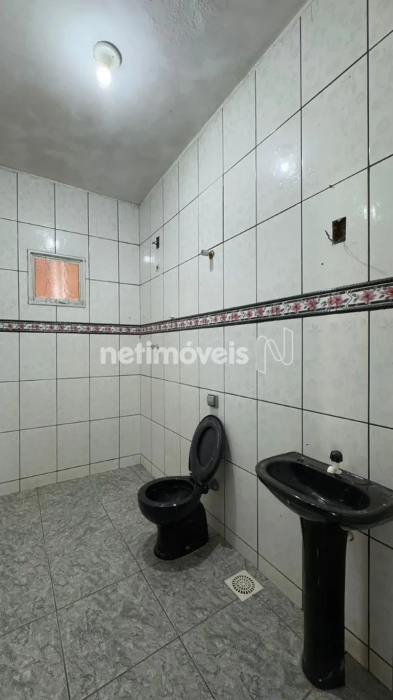 Casa para Venda com 7 quartos no bairro Monte Carmelo