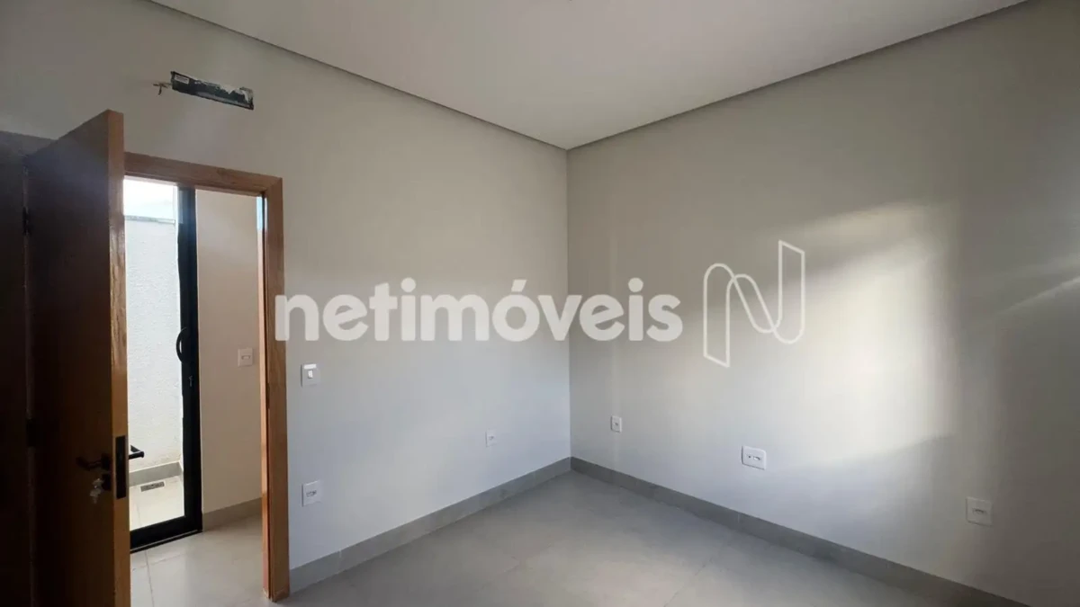 Casa para Venda com 3 quartos no bairro Jardim Primavera