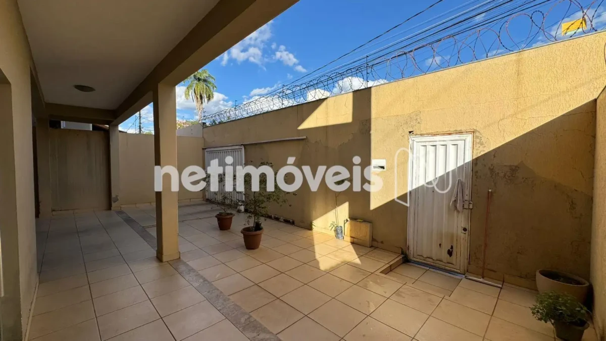 Casa para Venda com 5 quartos no bairro Todos Os Santos