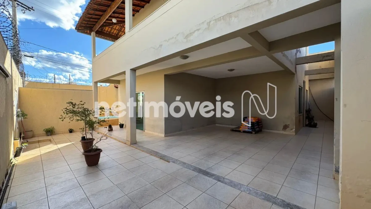 Casa para Venda com 5 quartos no bairro Todos Os Santos