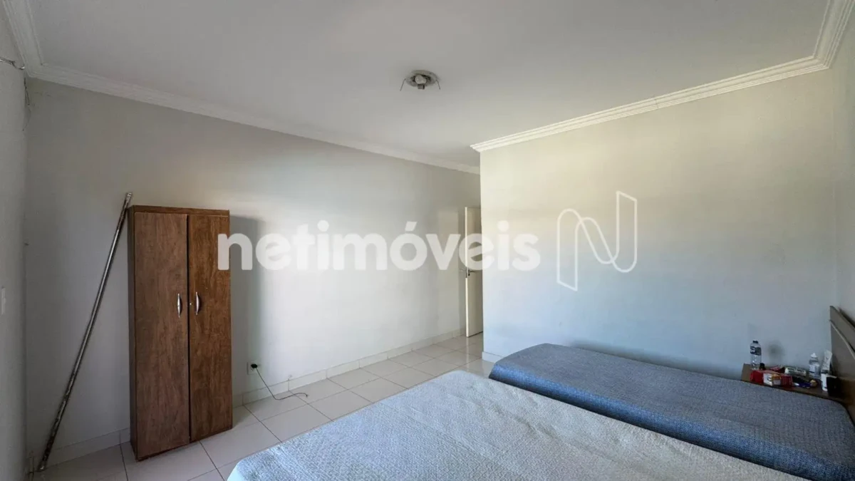 Casa para Venda com 5 quartos no bairro Todos Os Santos