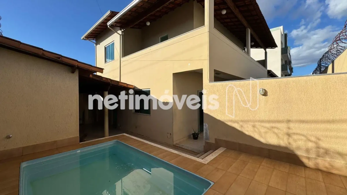 Casa para Venda com 5 quartos no bairro Todos Os Santos