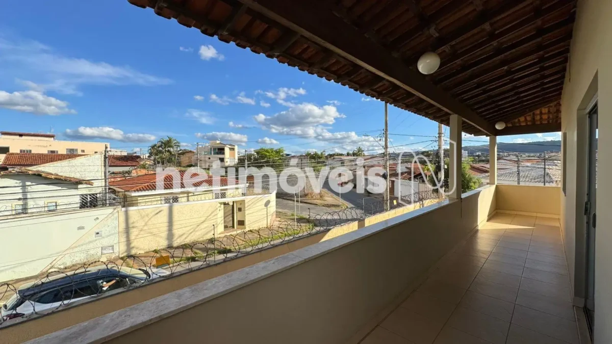 Casa para Venda com 5 quartos no bairro Todos Os Santos
