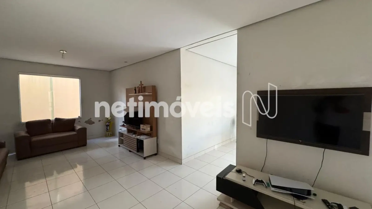 Casa para Venda com 5 quartos no bairro Todos Os Santos