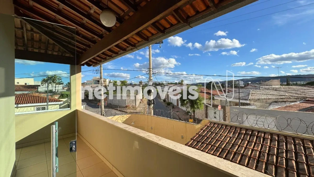 Casa para Venda com 5 quartos no bairro Todos Os Santos
