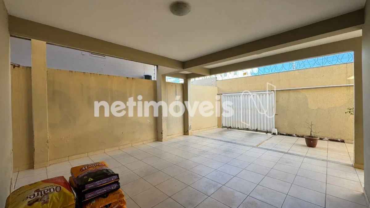 Casa para Venda com 5 quartos no bairro Todos Os Santos