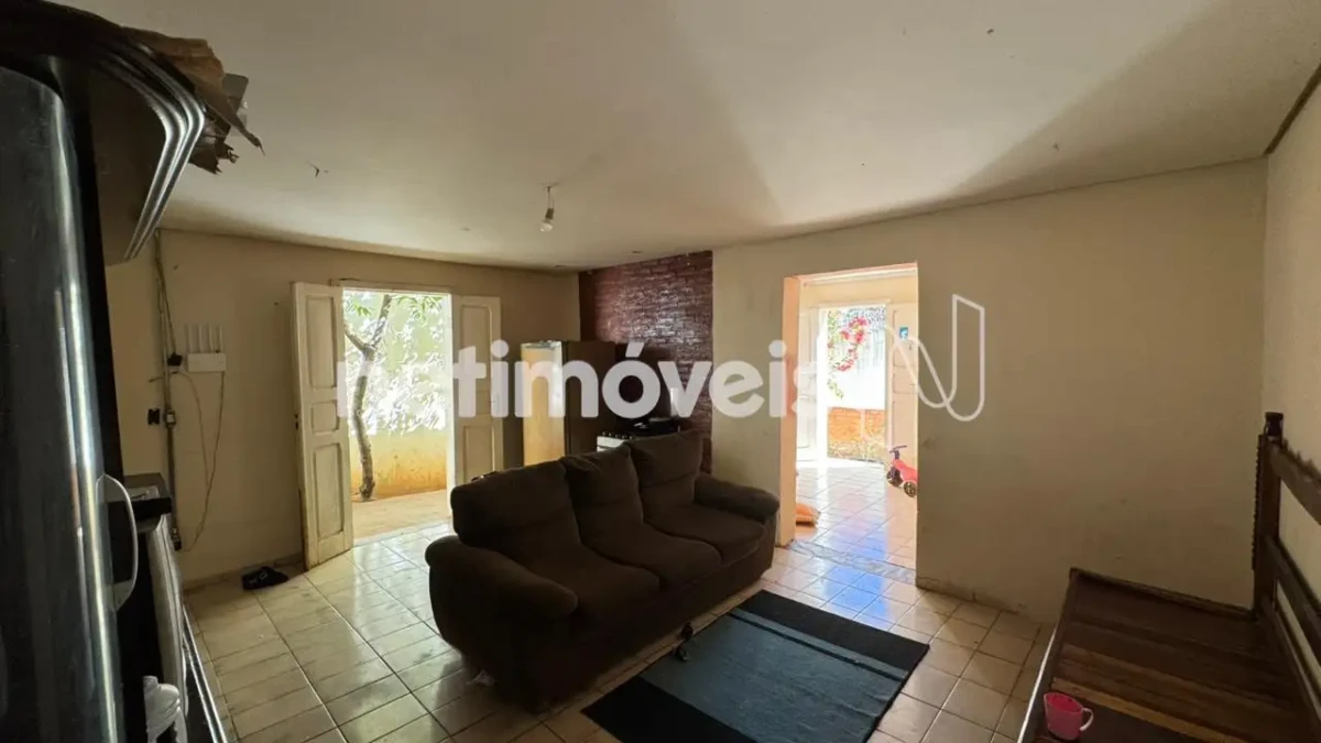 Casa para Venda com 3 quartos no bairro Centro