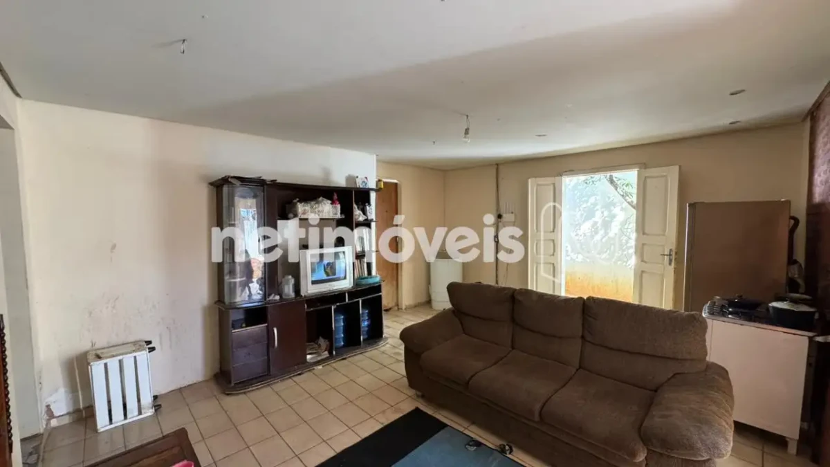 Casa para Venda com 3 quartos no bairro Centro