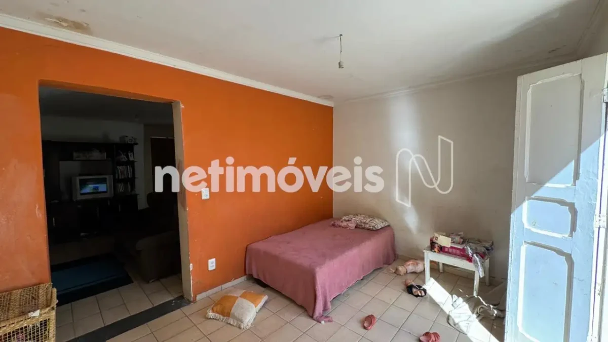 Casa para Venda com 3 quartos no bairro Centro