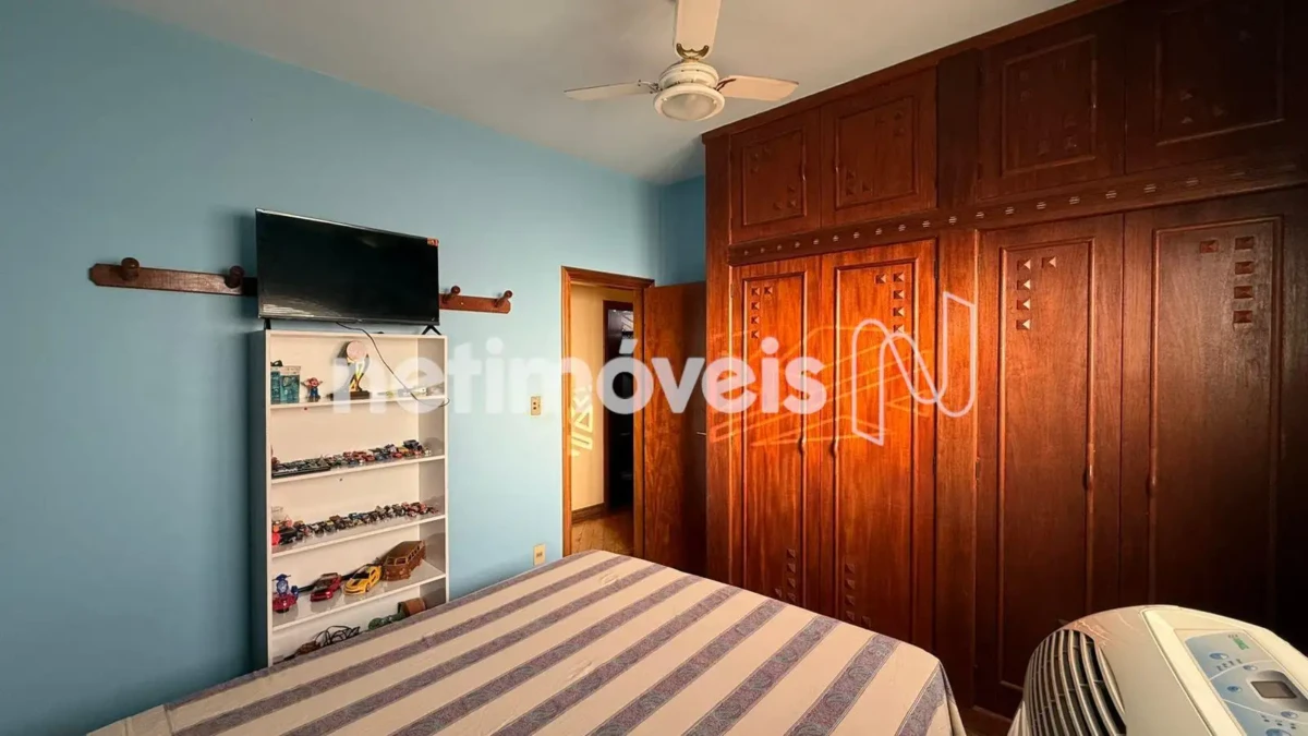 Casa para Venda com 5 quartos no bairro São José