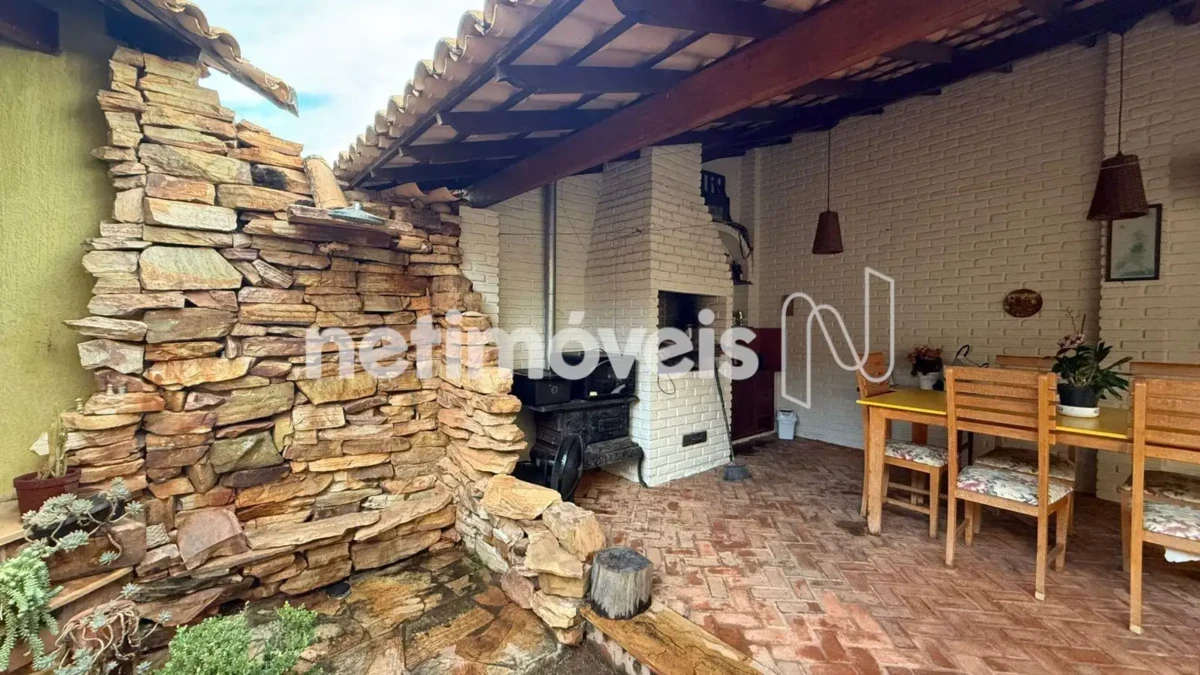 Casa para Venda com 5 quartos no bairro São José