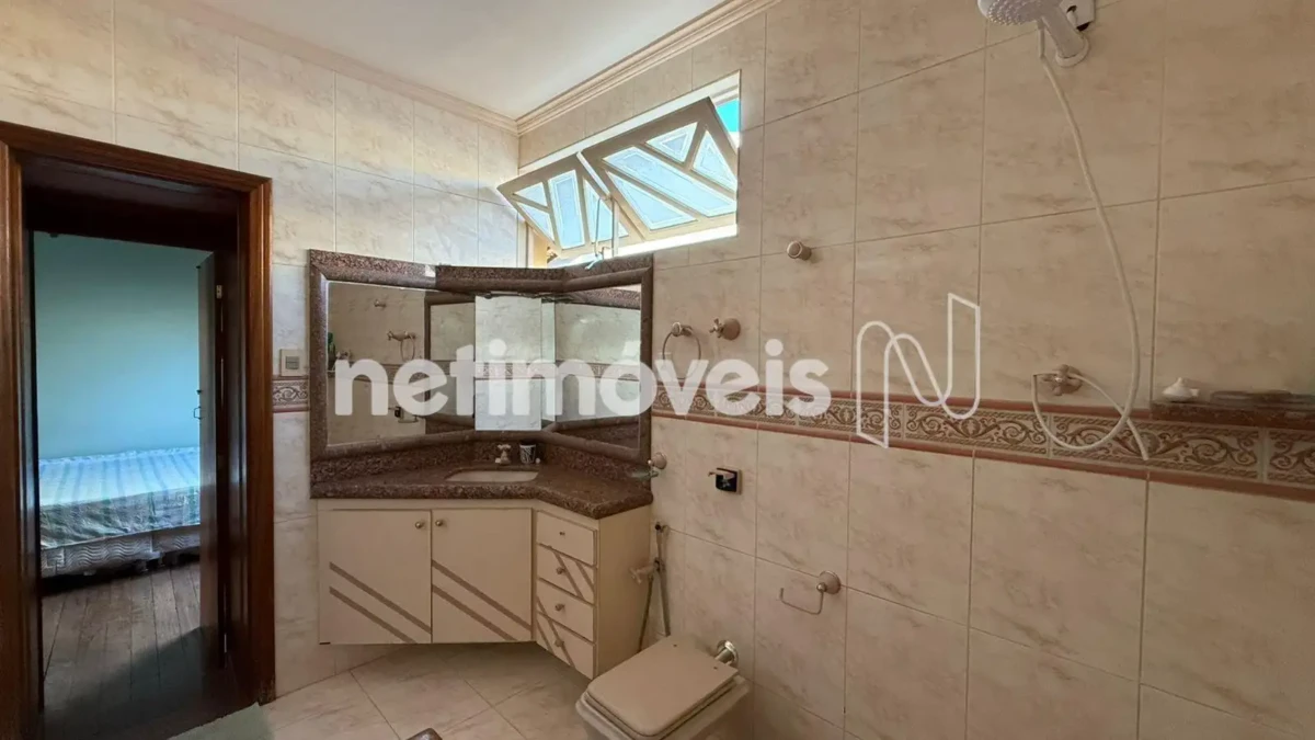 Casa para Venda com 5 quartos no bairro São José