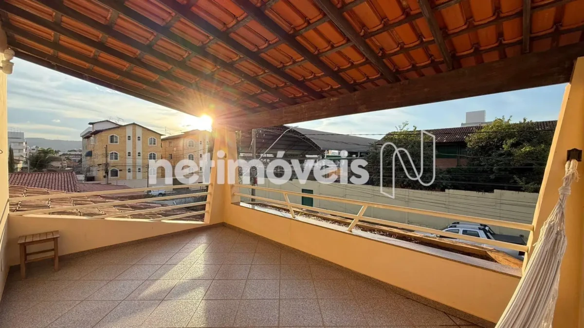 Casa para Venda com 5 quartos no bairro São José