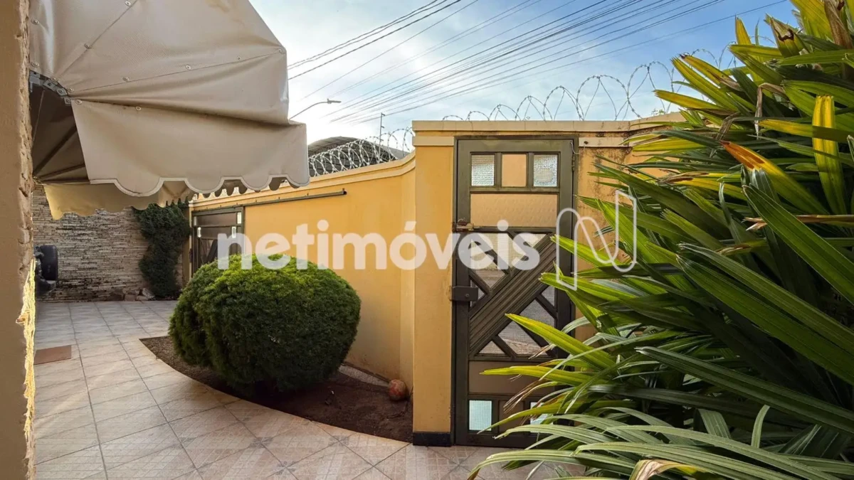Casa para Venda com 5 quartos no bairro São José