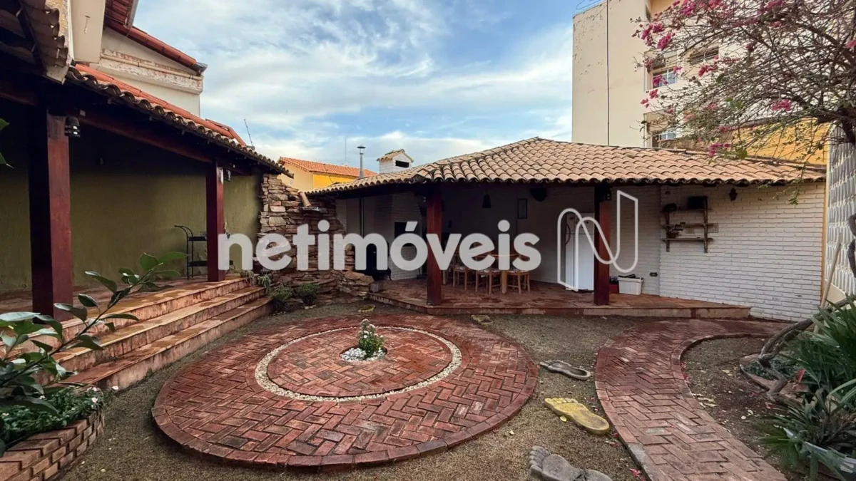 Casa para Venda com 5 quartos no bairro São José
