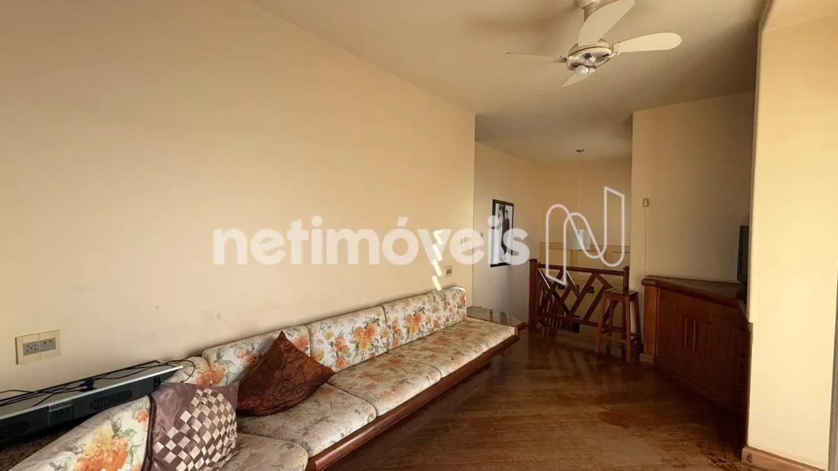 Casa para Venda com 5 quartos no bairro São José