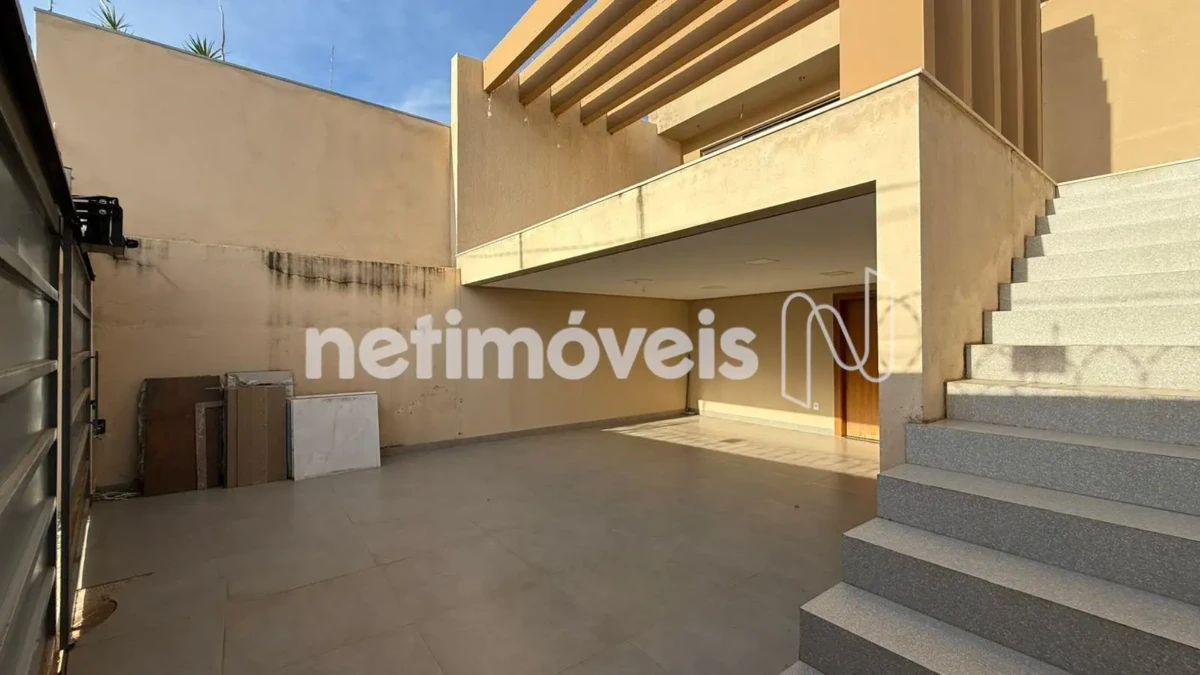 Casa para Venda com 4 quartos no bairro Jardim Liberdade