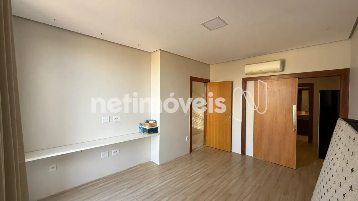 Casa para Venda com 4 quartos no bairro Jardim Liberdade