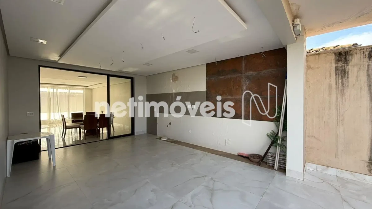 Casa para Venda com 4 quartos no bairro Jardim Liberdade
