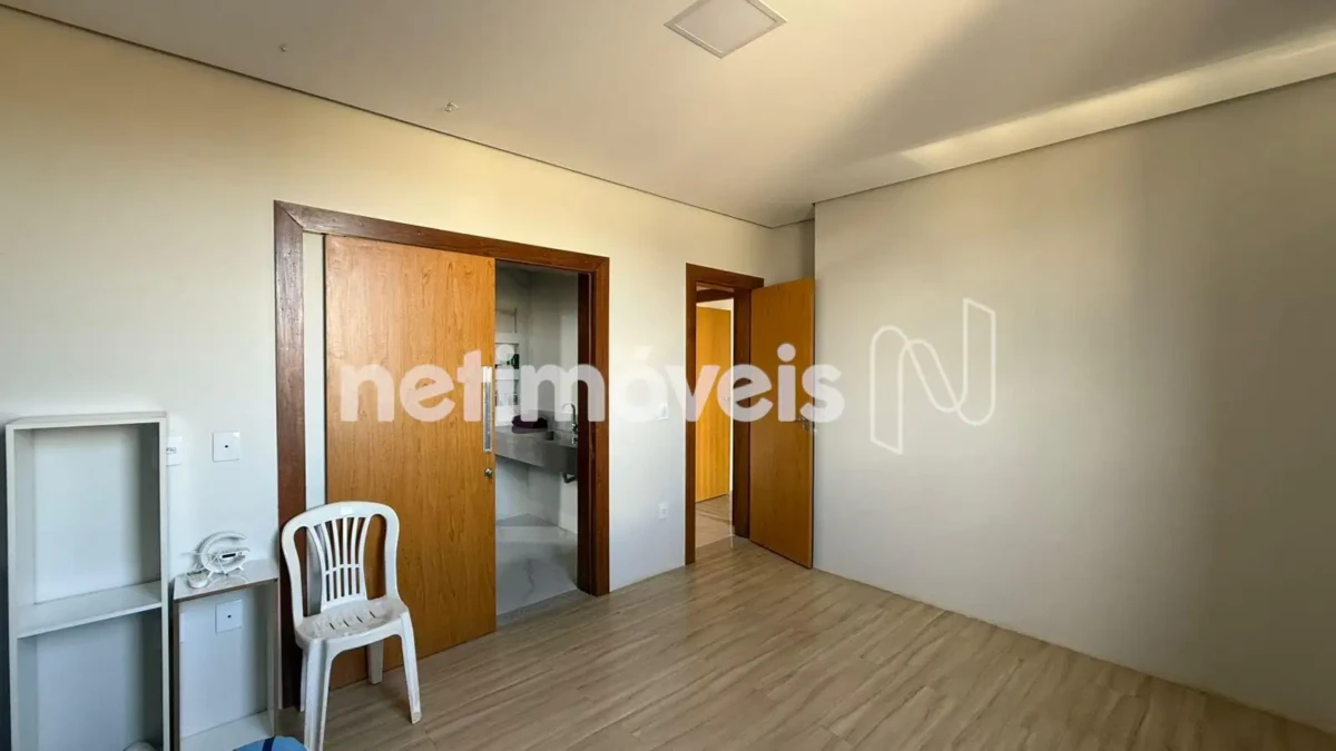 Casa para Venda com 4 quartos no bairro Jardim Liberdade