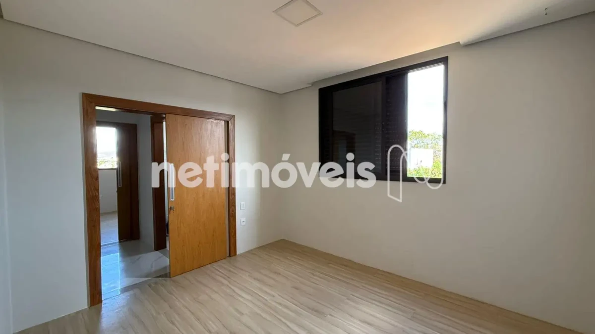 Casa para Venda com 4 quartos no bairro Jardim Liberdade