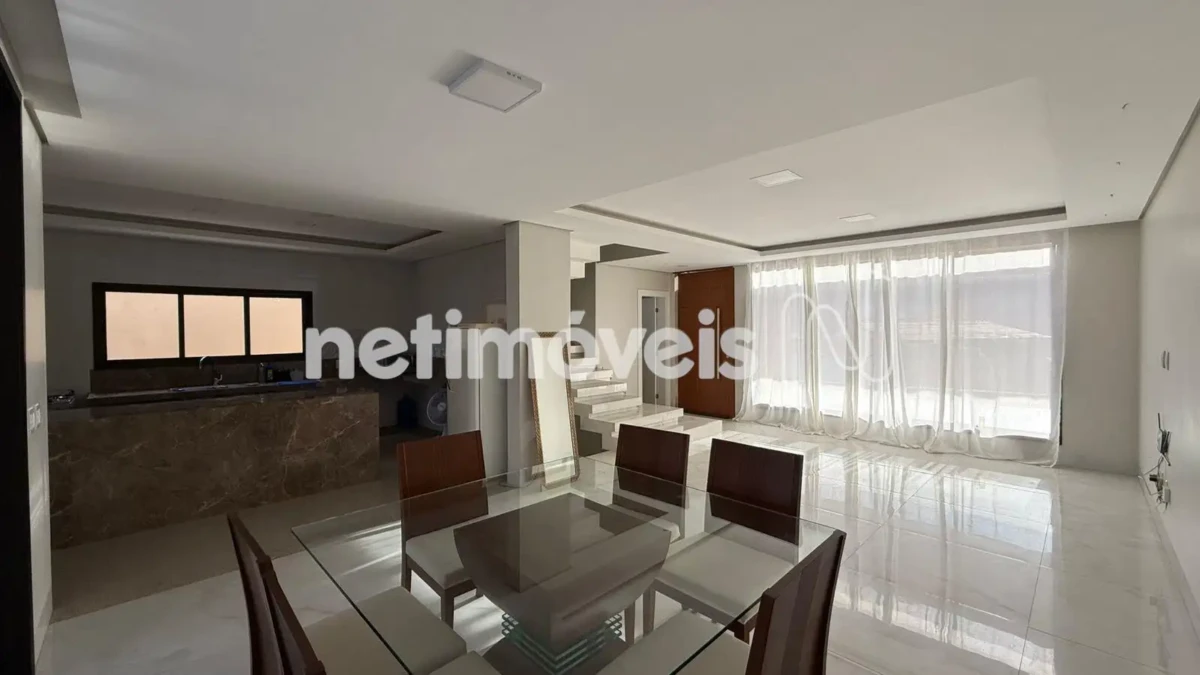 Casa para Venda com 4 quartos no bairro Jardim Liberdade