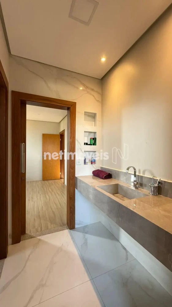 Casa para Venda com 4 quartos no bairro Jardim Liberdade