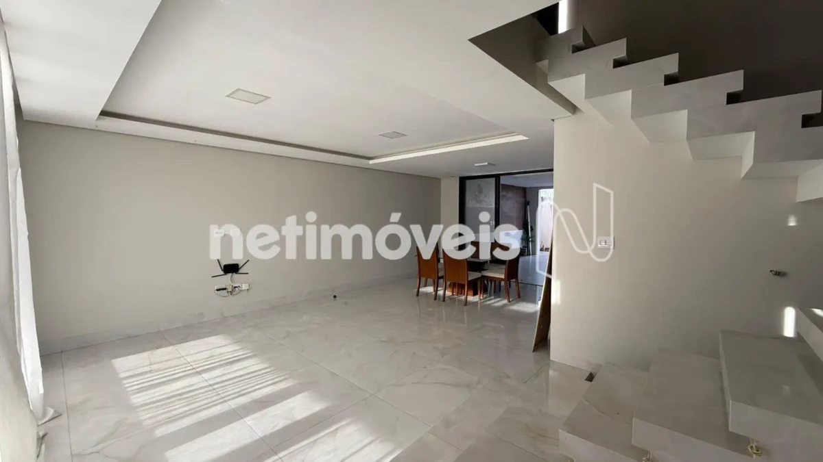 Casa para Venda com 4 quartos no bairro Jardim Liberdade