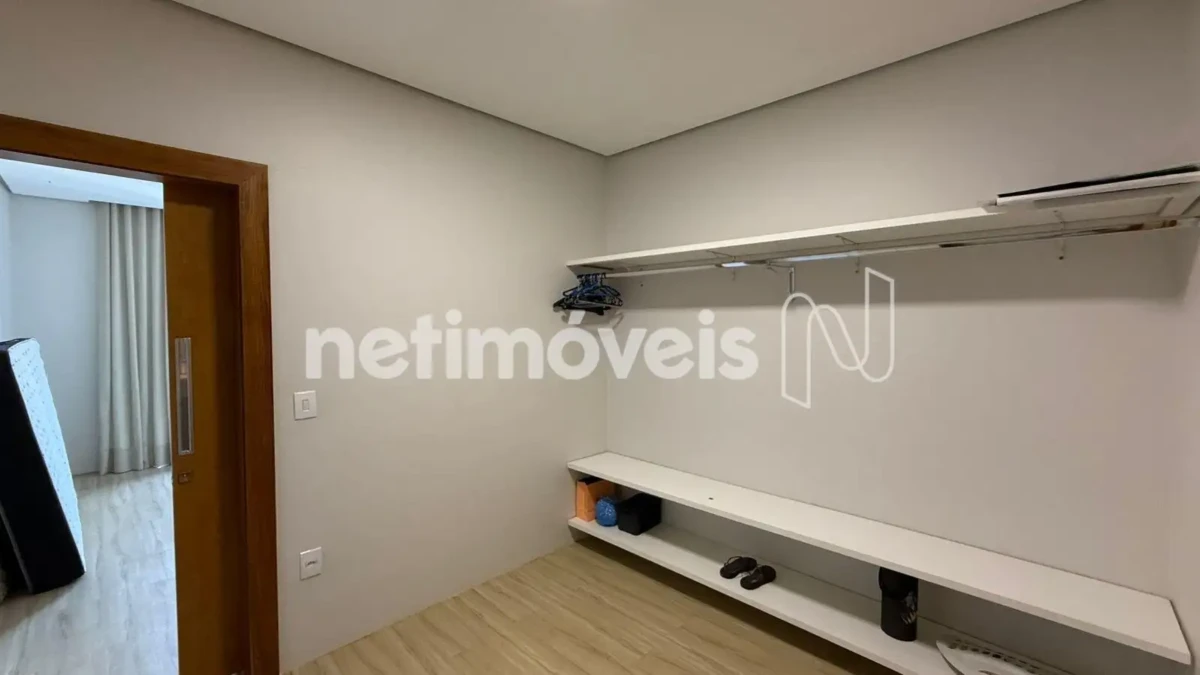 Casa para Venda com 4 quartos no bairro Jardim Liberdade