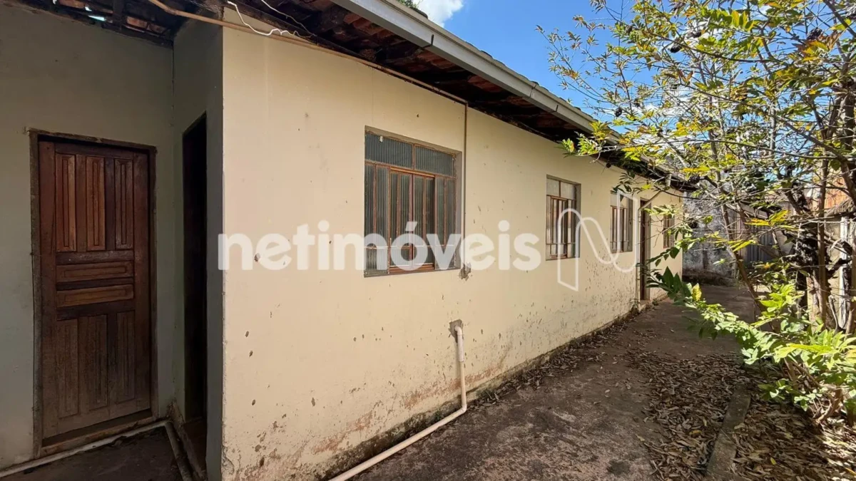 Casa para Venda com 4 quartos no bairro Sagrada Família