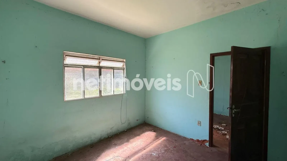 Casa para Venda com 4 quartos no bairro Sagrada Família