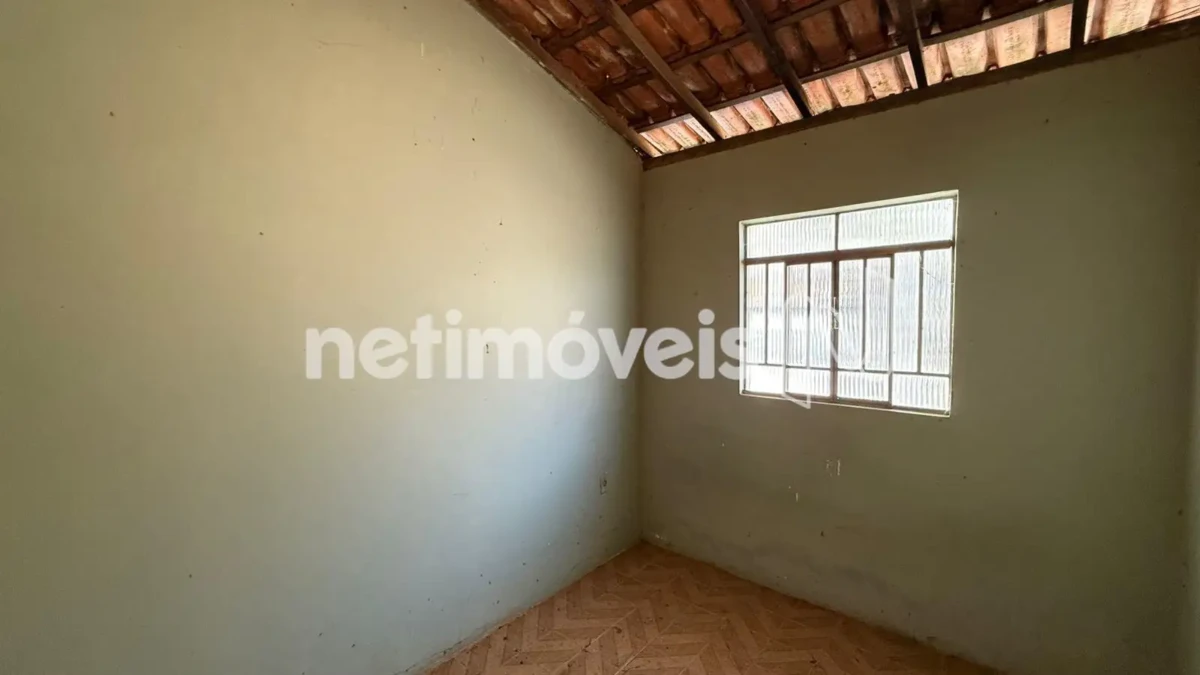 Casa para Venda com 4 quartos no bairro Sagrada Família
