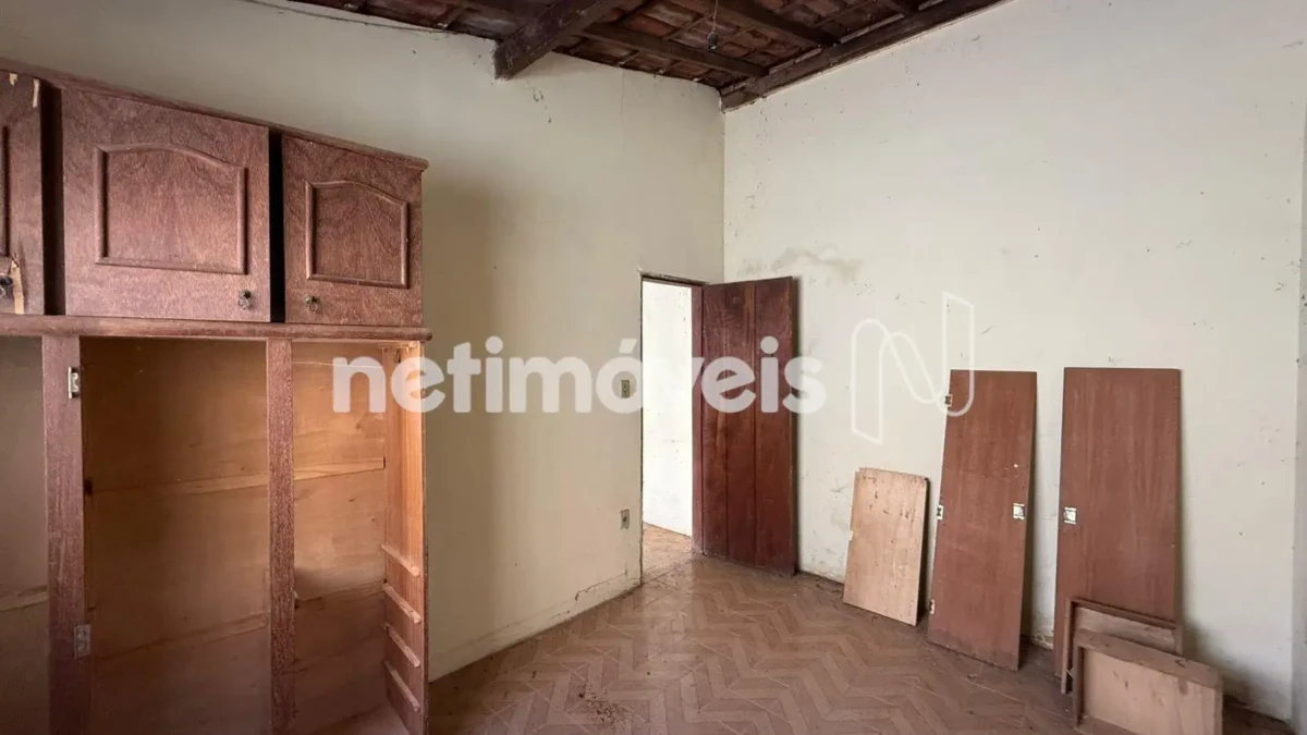 Casa para Venda com 4 quartos no bairro Sagrada Família