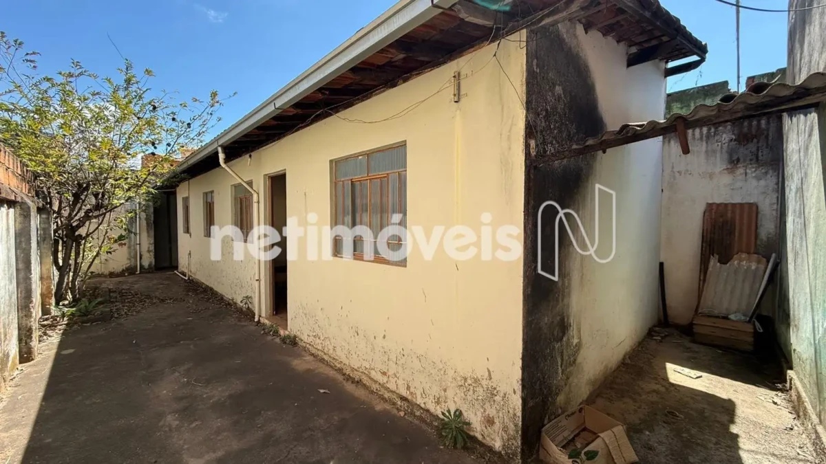 Casa para Venda com 4 quartos no bairro Sagrada Família