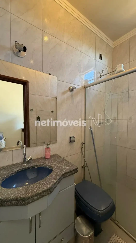 Casa para Venda com 4 quartos no bairro Vila Regina
