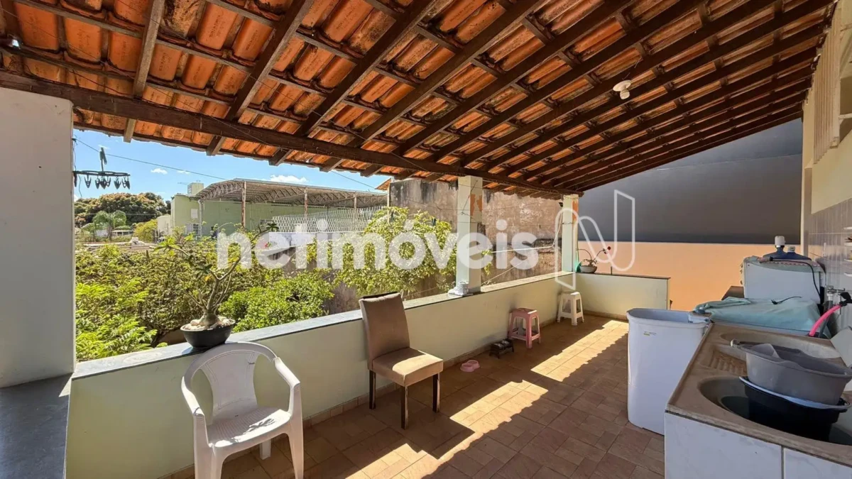 Casa para Venda com 4 quartos no bairro Vila Regina