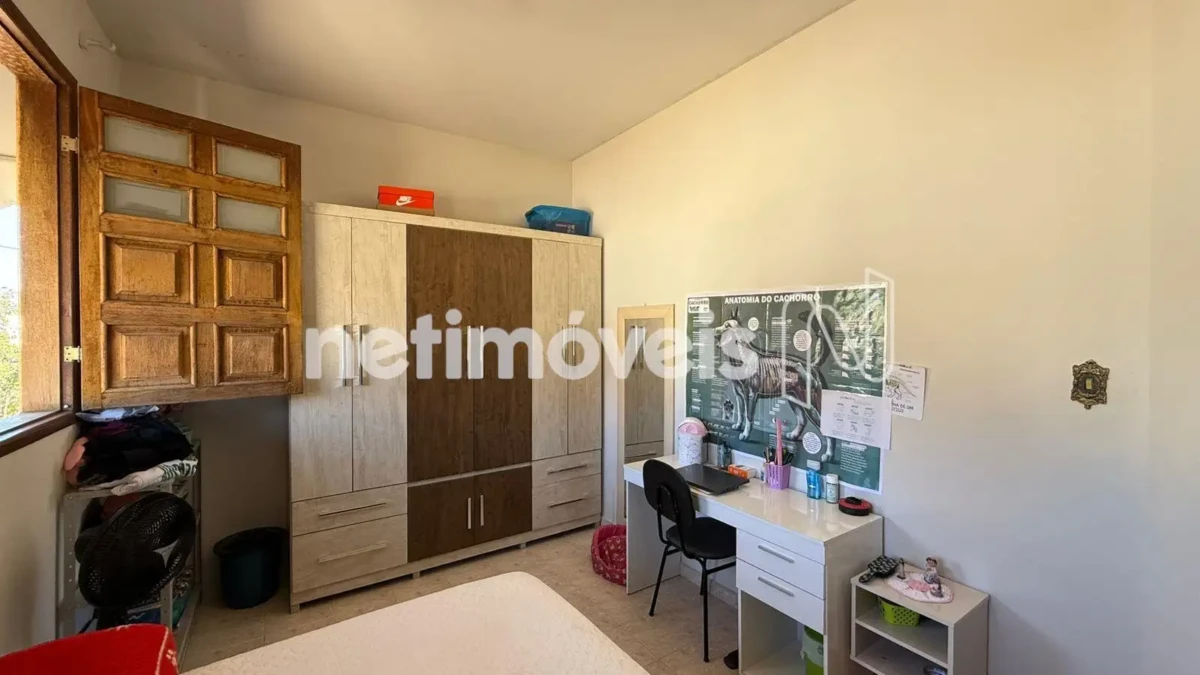 Casa para Venda com 4 quartos no bairro Vila Regina