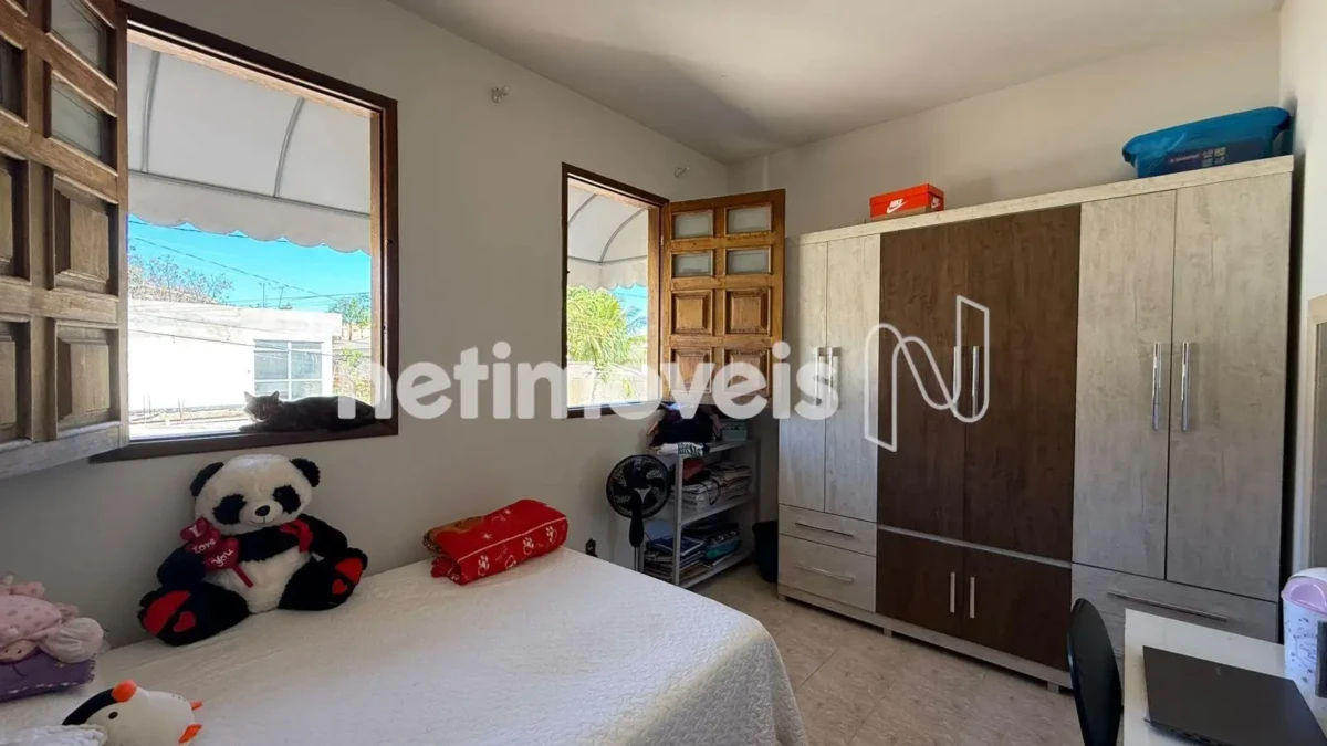 Casa para Venda com 4 quartos no bairro Vila Regina