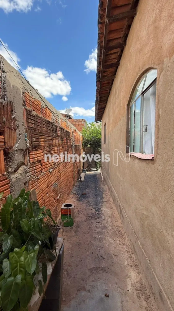 Casa para Venda com 2 quartos no bairro Santa Lúcia