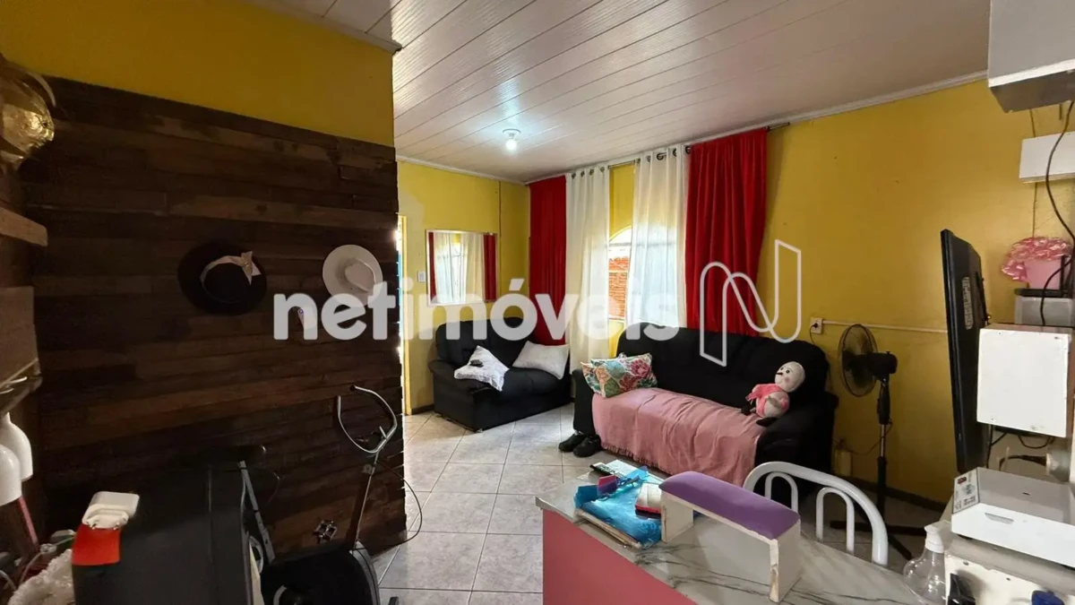 Casa para Venda com 2 quartos no bairro Santa Lúcia