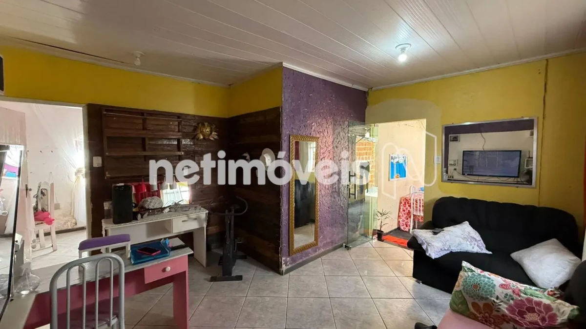 Casa para Venda com 2 quartos no bairro Santa Lúcia